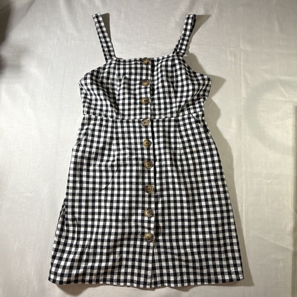 Woman’s Hesperus Black And White Plaid Dress With Pockets Size L, Button Down